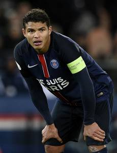 Thiago Silva diz estar muito feliz em Paris e não quer sair da cidade (foto: Franck Fife/AFP)