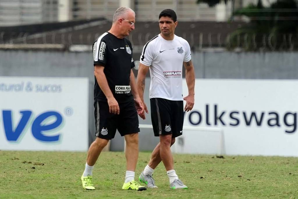 Renato muitas vezes é a voz de Dorival Júnior dentro de campo (Foto: Ivan Storti)