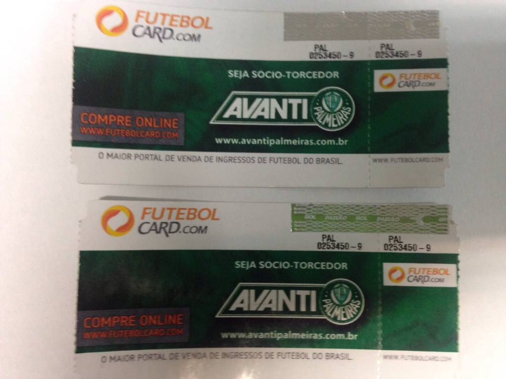 Ingresso falso