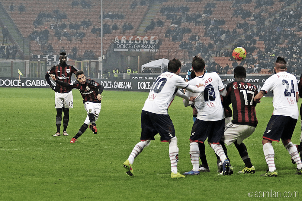 Milan sofre, mas vence na prorrogação e vai às oitavas da Copa da Itália