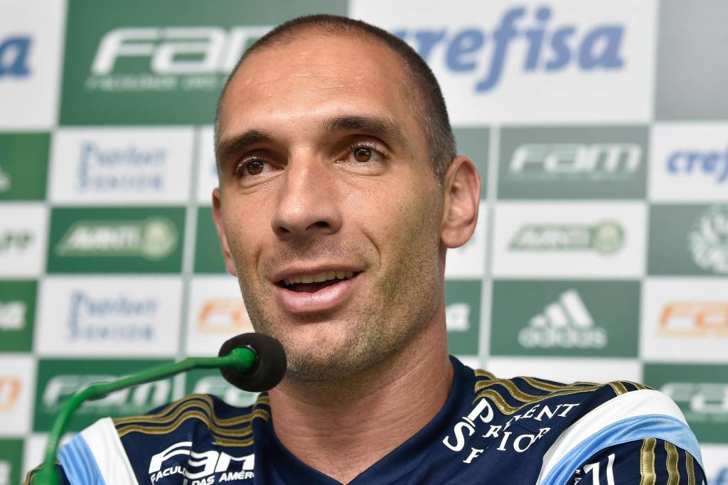Prass ficou careca, como Marcos, para pagar promessa que fez ao ser campeão (Foto: Fernando Dantas/Gazeta Press)
