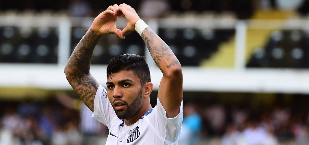 Gabigol pode trocar o Santos pelo PSG nesta jaela de transferências (Foto: Sergio Barzaghi/Gazeta Press)