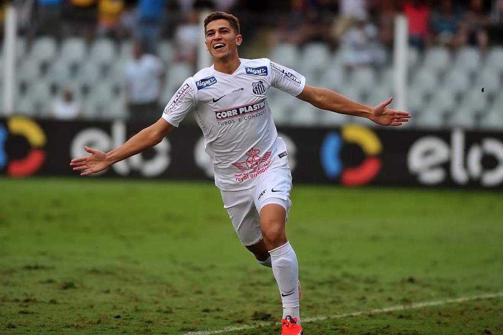 Vitor Bueno marcou seu primeiro gol pelo Santos e ainda deu uma assistência para Geuvânio (Foto:Ivan Storti)