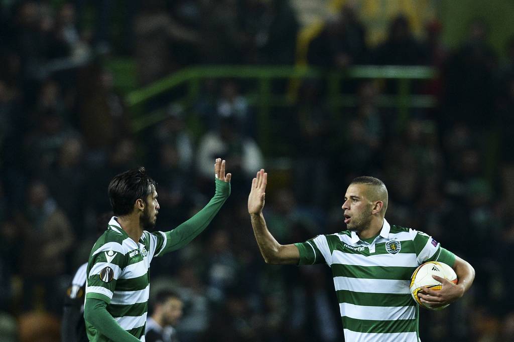O Sporting derrotou o Besiktas de virada e se classificou para as oitavas de final (Foto: Patricia de Melo Moreira/AFP)