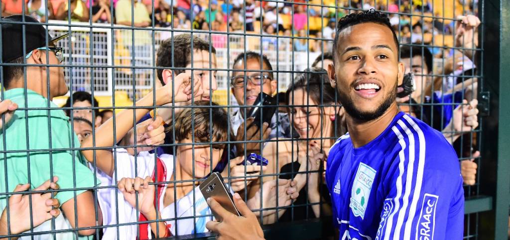 Geuvânio assinará um contrato de três anos com o Tianjin Quanjian   (foto: Sergio Barzaghi/Gazeta Press)