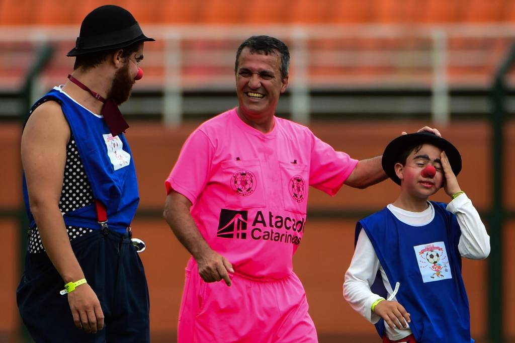 Um dia para Clésio não esquecer: valorização do circo e do "esquecido" Pacaembu (foto: Djalma Vassão/Gazeta Press)