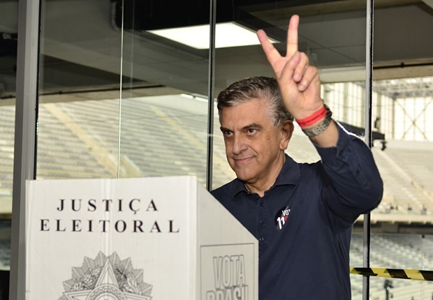 Mario Celso Petraglia foi eleito o presidente do Conselho (Foto: Gustavo Oliveira/Divulgação)