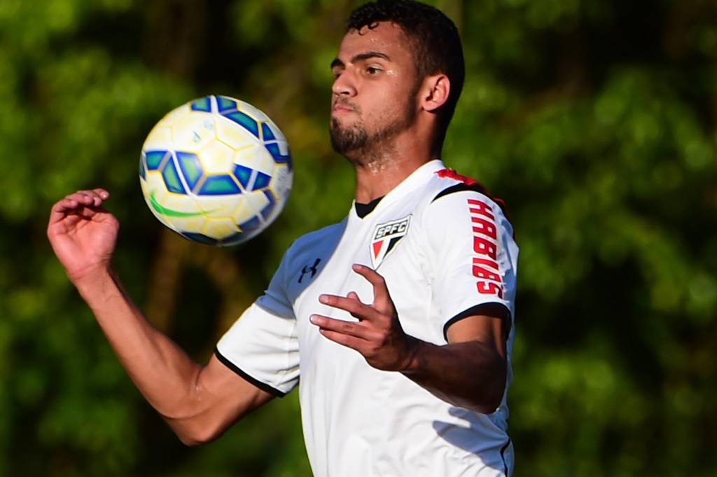 Lucão sofreu em 2015 com as críticas vindas das arquibancadas (Foto: Djalma Vassão/Gazeta Press)