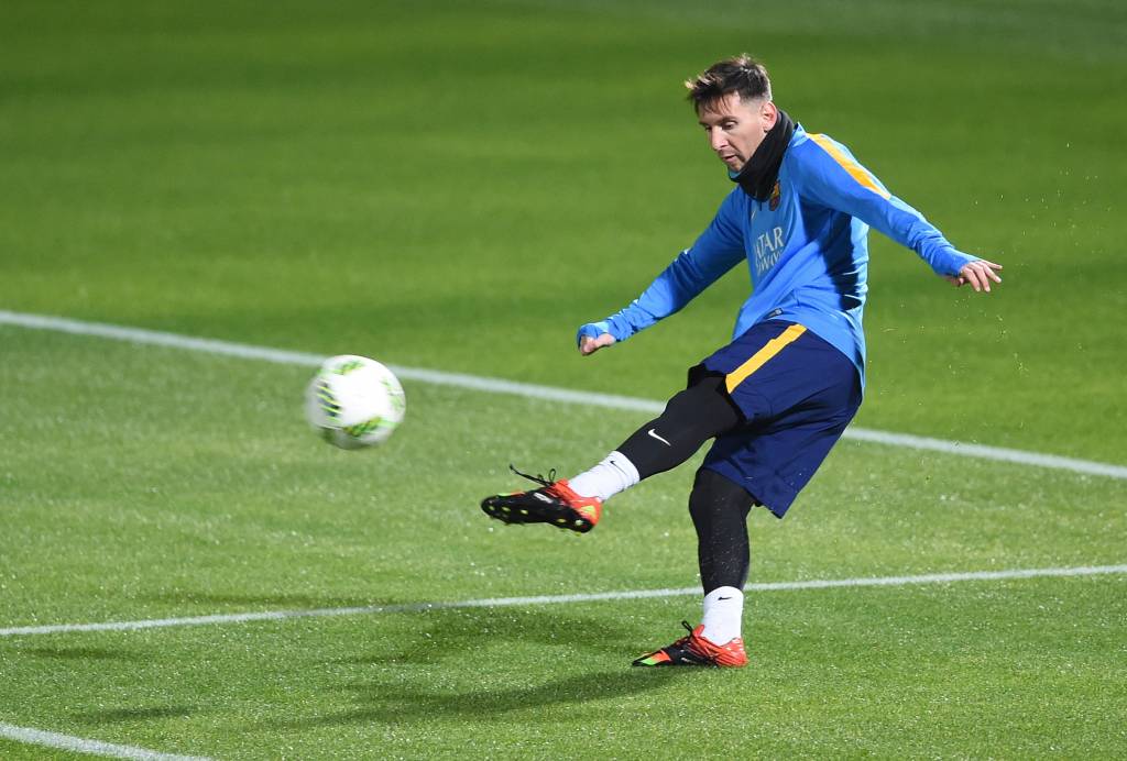Lionel Messi ficou de fora da semifinal do Mundial de Clubes (Foto: Toru Yamanaka/AFP)
