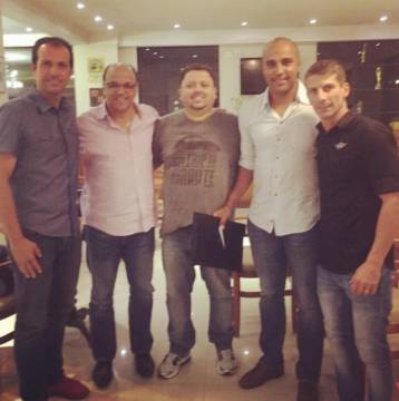 Comissão técnica cruzeirense se reuniu na Granja Comary nesta quinta (Reprodução/Instagram))