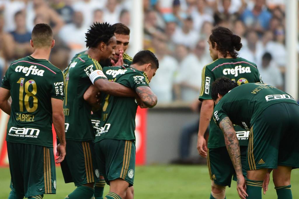 Dudu foi expulso e agrediu árbitro na derrota que gerou o vice-campeonato paulista (Foto: Djalma Vassão/Gazeta Press)