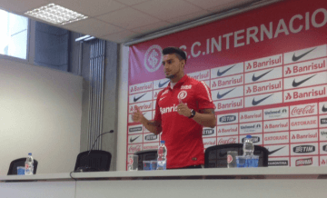 Paulo Cezar diz ter consultado amigo Aránguiz antes de fechar com Inter (Foto:Reprodução/Twitter)