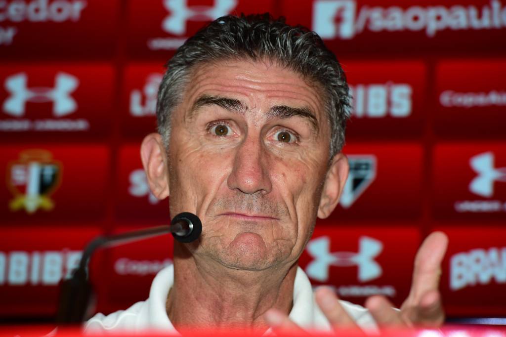 Bicampeão da Libertadores, Bauza (ou "Patón") terá a missão de reconduzir o Tricolor na América (foto: Djalma Vassão/Gazeta Press)