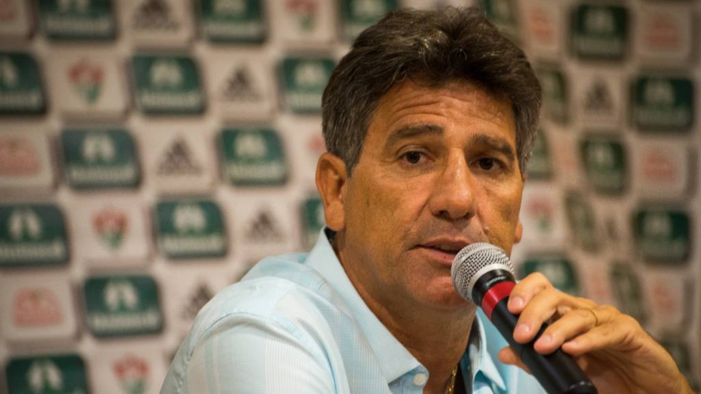 Parado há mais de um ano e oito meses, Renato Gaúcho garante que voltará como treinador em 2016 (foto: divulgação/FFC)