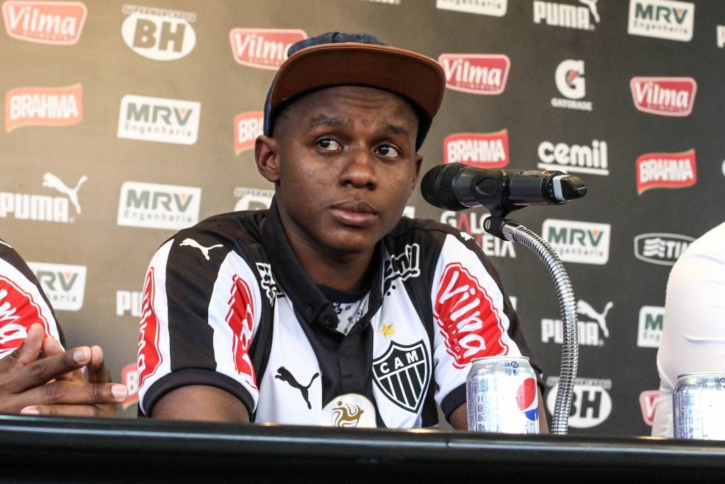 Juan Cazares foi apresentado como novo reforço do Galo nessa segunda-feira (Bruno Cantini/CAM)