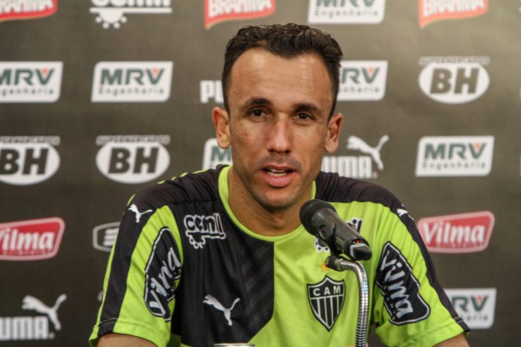 Galo pode exercer prioridade de comprar por Thiago Ribeiro, que está emprestado pelo Santos ao clube mineiro (Bruno Cantini/CAM)