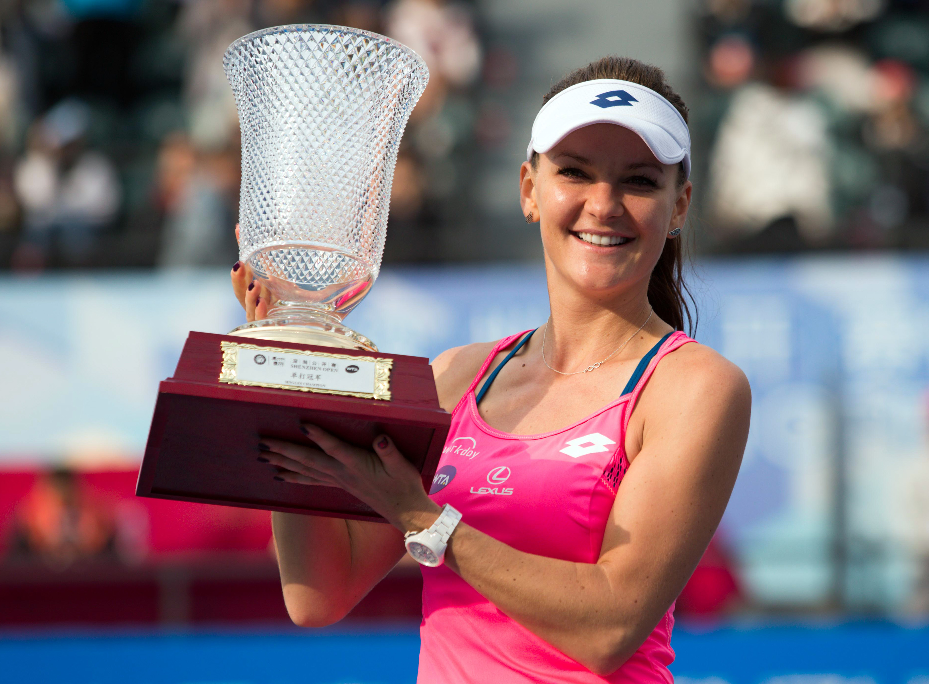 Agnieszka Radwanska é a campeã do torneio de Shenzen, na China (Foto: STR/AFP)