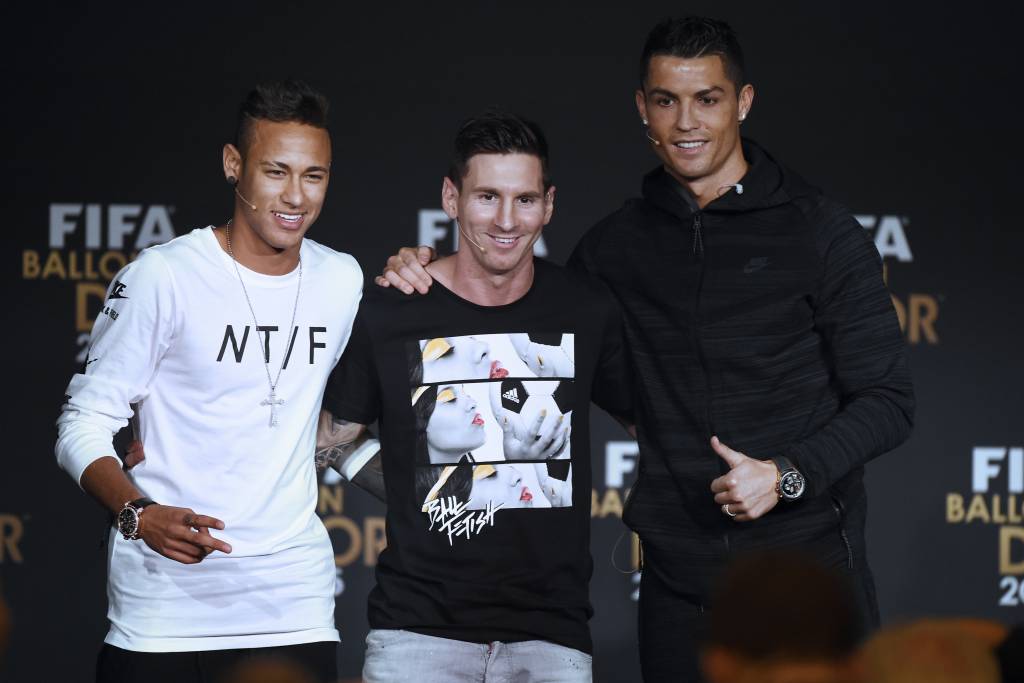 Neymar, Messi e Cristiano Ronaldo são os finalista do prêmio Bola de Ouro da Fifa (Foto: Olivier Morin/AFP)