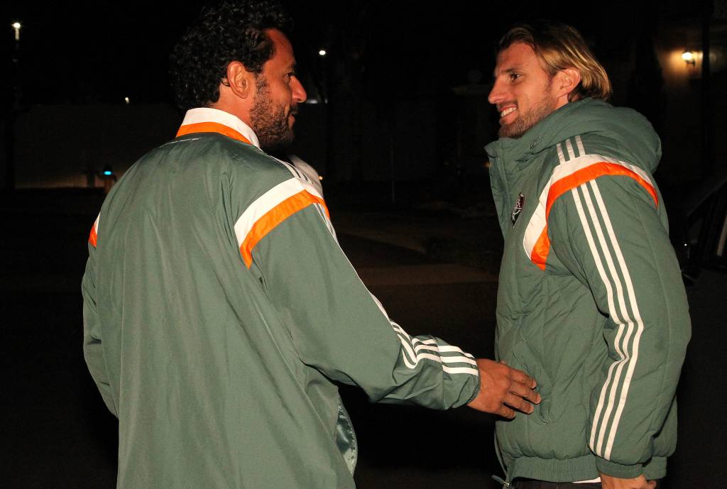 Henrique e Fred se encontraram no treino do Fluminense nos Estados Unidos (Foto: Nelson Perez/Fluminense F.C.)