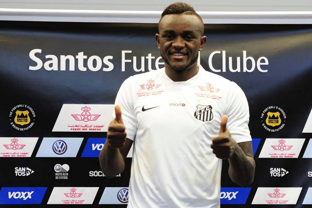 Joel pertence ao Cruzeiro e emprestado ao Santos até dezembro (Foto: Ivan Storti)