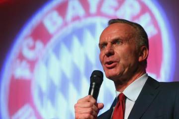 Diretor do Bayern negou que o clube tenha denunciado o Real Madrid (Foto: Alexander Hassenstein/AFP)