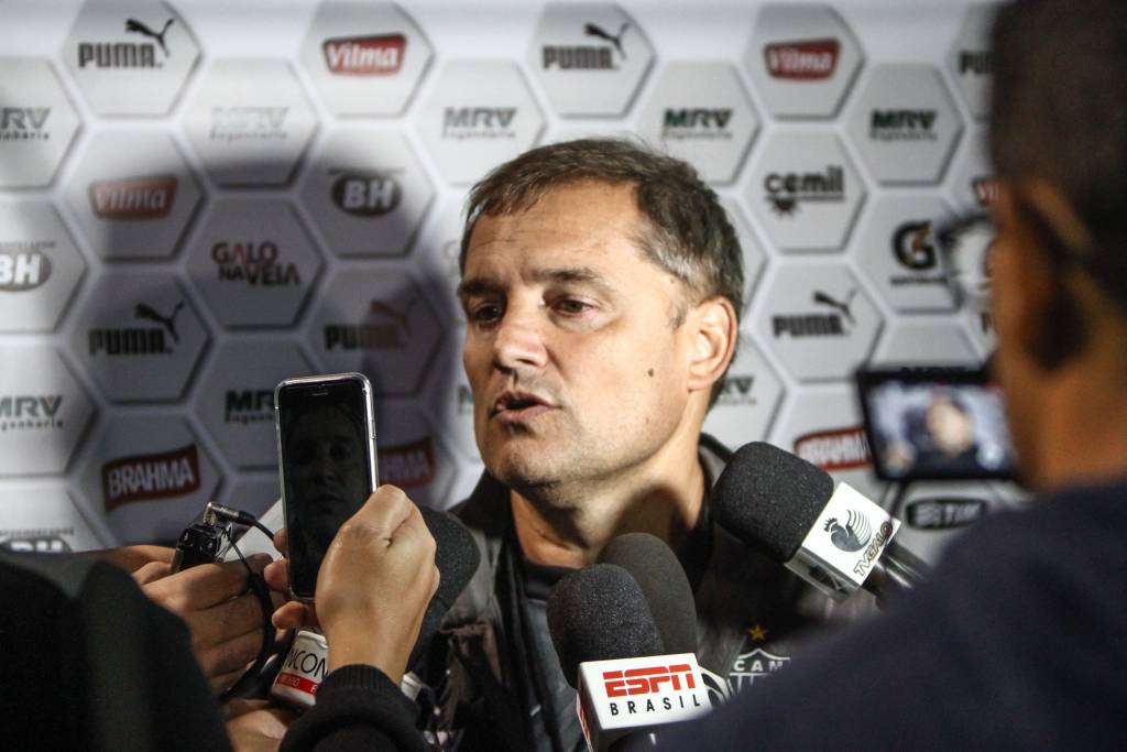 Aguirre destacou qualidade do elenco atleticano: "Opções espetaculares" (Bruno Cantini/CAM)