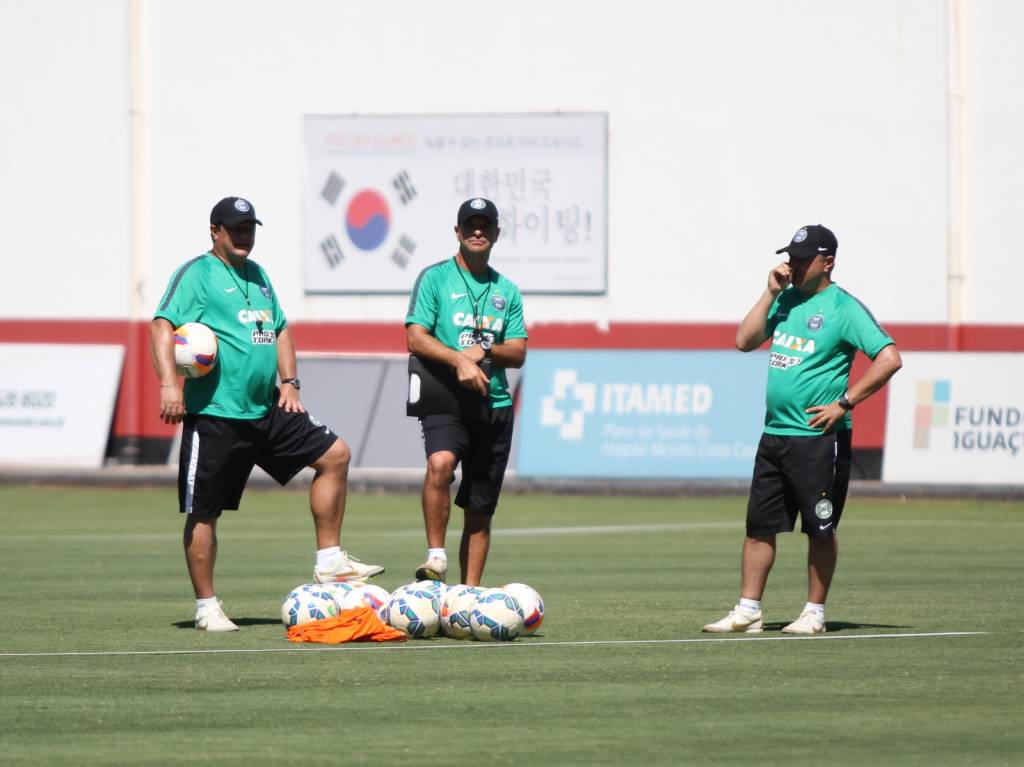 Comissão técnica começa a esboçar a equipe base para 2016 (Divulgação/CFC)