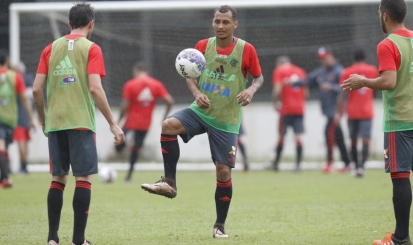 Alan Patrick disse que não levaria sua família ao clássico Flamengo x Vasco (Foto: DIvulgação)