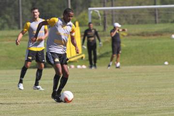 Wellington Saci é um dos reforços do Tigre para a temporada (Fernando Ribeiro/Criciúma E.C.)