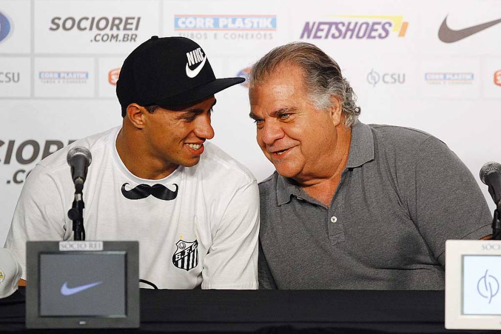 Odílio Rodrigues pegou 12 milhões de euros emprestados ao Doyen Sports para contratar Leandro Damião (Foto: Ivan Storti)