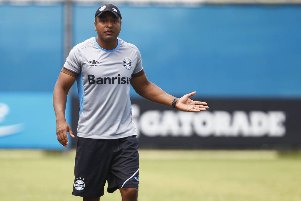 Roger Carvalho garantiu foco na conquista do Gaúcho em 2016 (Foto: Lucas Uebel/Grêmio FBPA)