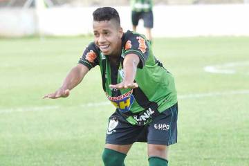 Joia americana foi relacionada para o jogo deste domingo (Carlos Cruz/AFC)