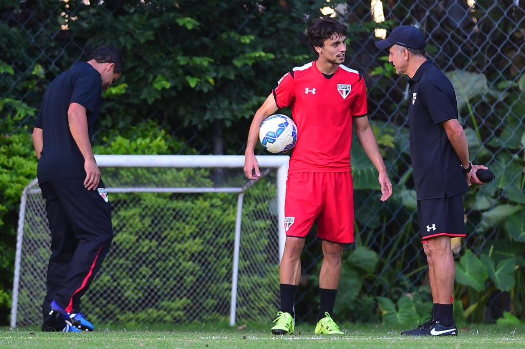 O zagueiro era um Juan Carlos Osorio