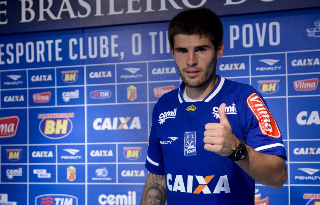 Nascido em Uruguaina, no Rio Grande do Sul, volante não ocupará vaga de estrangeiro no Cruzeiro (Washington Alves/Light Press)