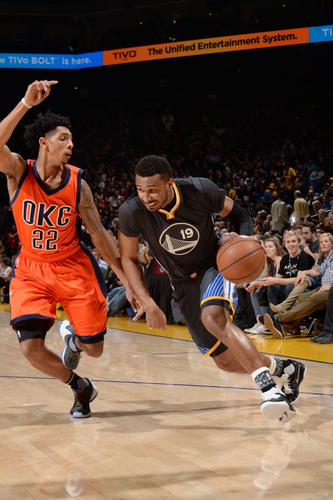 O GSW é o quinto time de Leandrinho na NBA (Foto: Noah Graham/NBAE via Getty Images/AFP)