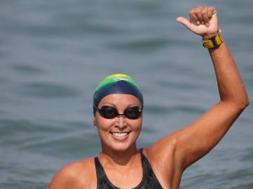 Poliana Okimoto conquistou a medalha de prata, na Copa do Mundo de Maratona Aquática (Foto: Divulgação)