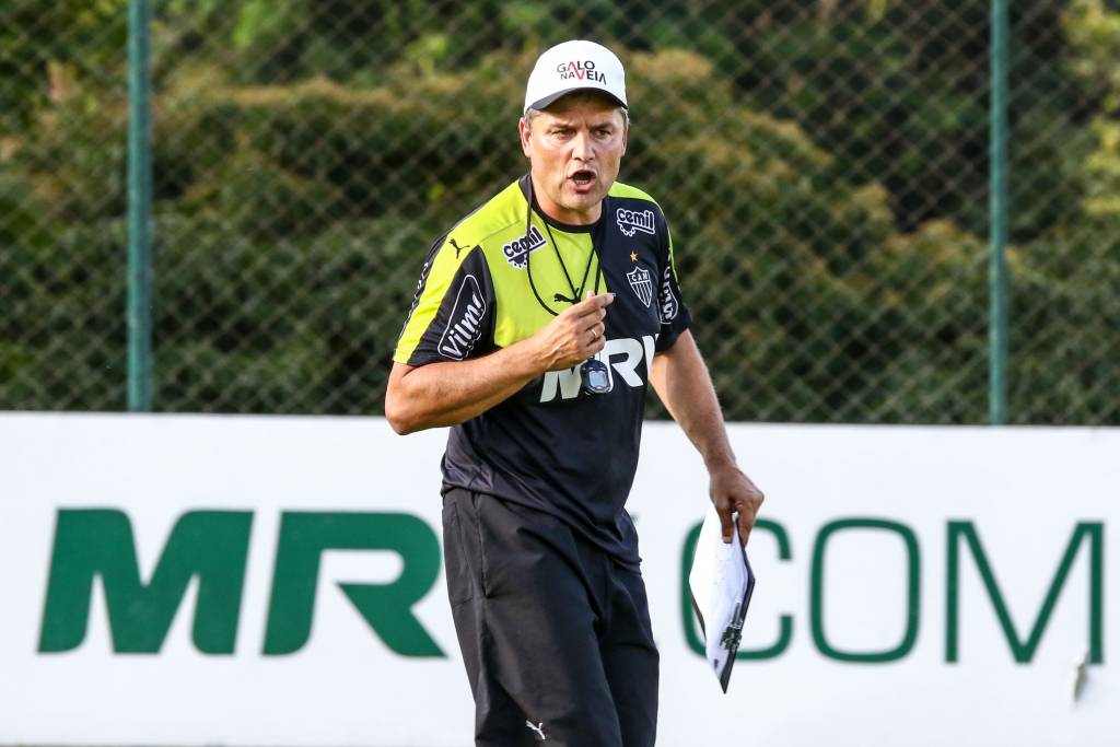 Aguirre: "Vamos apresentar o time que vai estar muito perto do time que vai jogar na Libertadores" (Bruno Cantini/CAM)