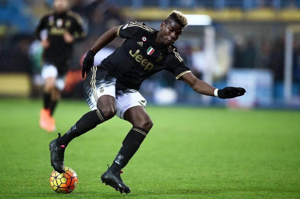 Pogba estaria disposto diminuir seu salário para jogar no Barcelona (Foto: Filippo Monteforte/ AFP)