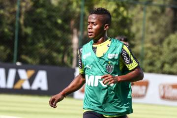Cazares foi relacionado, mas utilização do equatoriano não está garantida (Bruno Cantini/CAM)