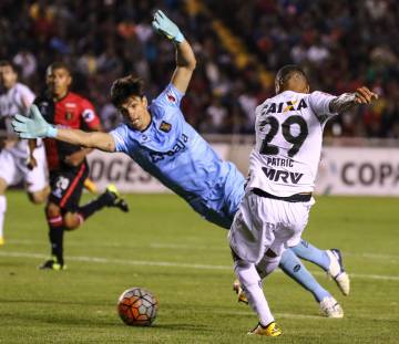 Patric marcou, no final do primeiro tempo, o gol da vitoria atleticana (Bruno Cantini/CAM)