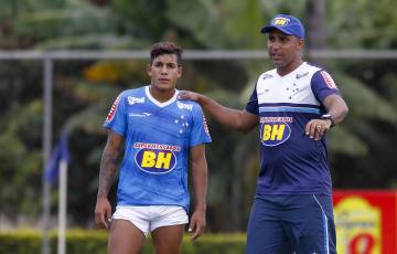 Fora do jogo desta quarta, argentino estará a disposição de Deivid para o próximo sábado (Washington Alves/Light Press)
