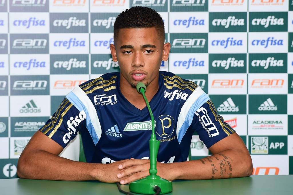 Atacante de 18 anos reforçou discurso de Zé Roberto: "Elenco fechado com o técnico" (Foto: Djalma Vassão/Gazeta Press)