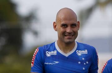 Além de elogiar Dedé, Bruno Rodrigo também destacou a concorrência entre os zagueiros no Cruzeiro (Washington Alves/Light Press)