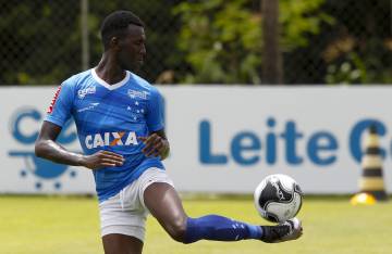 Jovem Allano é a novidade entre os relacionados (Washington Alves/Light Press)