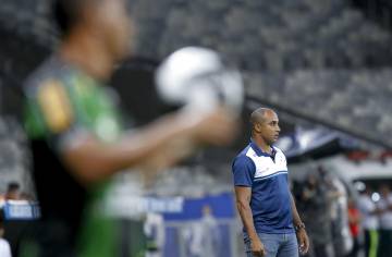 Deivid analisou trabalho e pediu paciência (Washington Alves/Light Press)