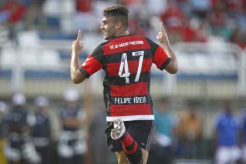 O atacante de 18 anos já marcou três gols no Carioca (foto: Gilvan de Souza/Divulgação)