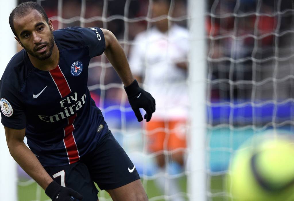 Lucas exalta as qualidades de Neymar e afirma que o compatriota faria uma ótima dupla com Ibrahimovic (Foto: FranckFife/ AFP) 