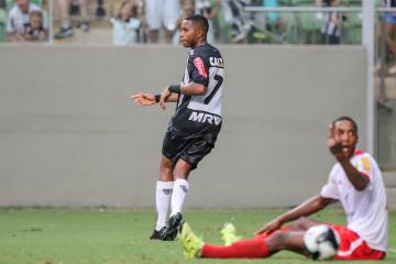 Atuação de gala no domingo motiva Robinho para jogo contra o Colo Colo (Bruno Cantini/CAM)