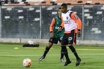Robinho é a principal arma de Aguirre para esta quinta (Bruno Cantini/CAM)