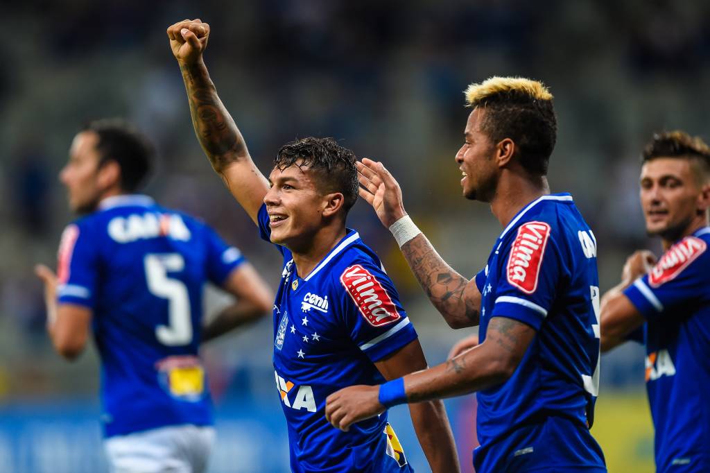 Romero marcou seu primeiro gol pelo Cruzeiro e destacou futebol compacto da equipe (Lucas Bois/Light Press)
